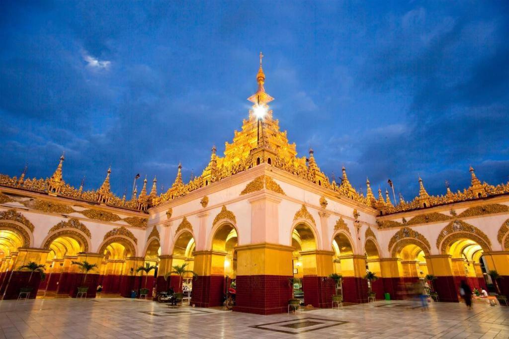 City Grand Hotel Mandalay Exteriör bild