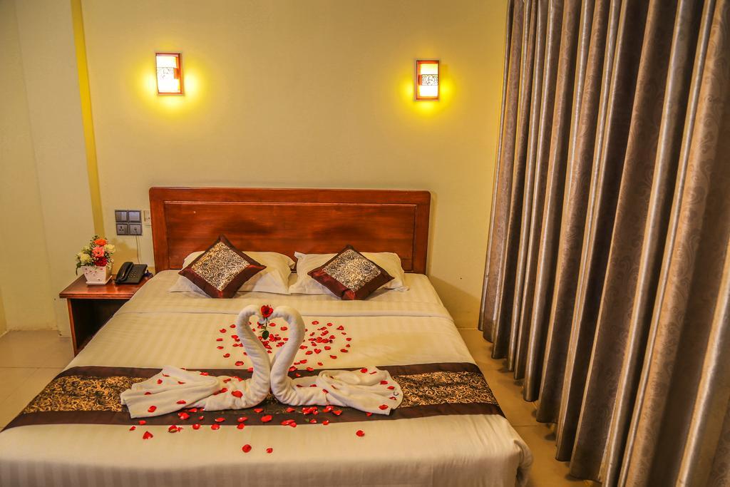 City Grand Hotel Mandalay Exteriör bild
