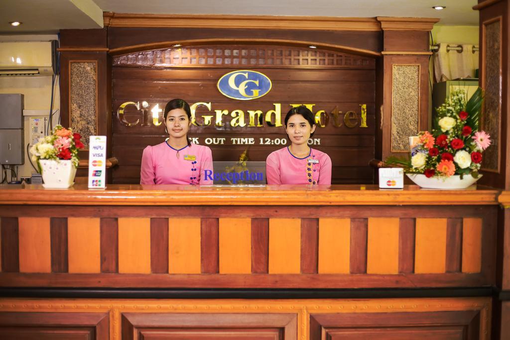 City Grand Hotel Mandalay Exteriör bild