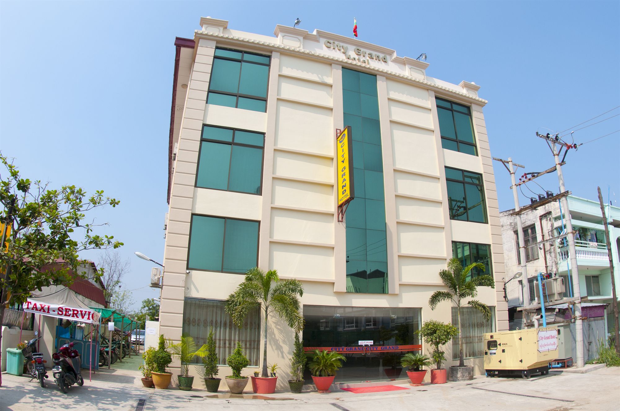 City Grand Hotel Mandalay Exteriör bild